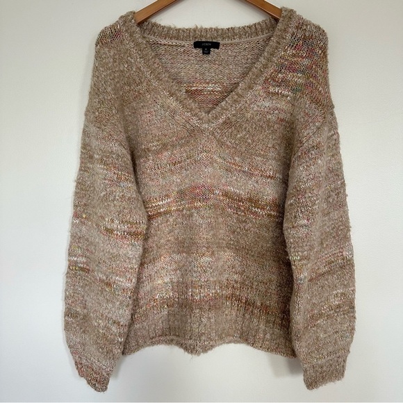 J. Crew V-Neck Beige Space Dye Knit Sweater Size Medium Wool Alp… - Picture 3 of 13